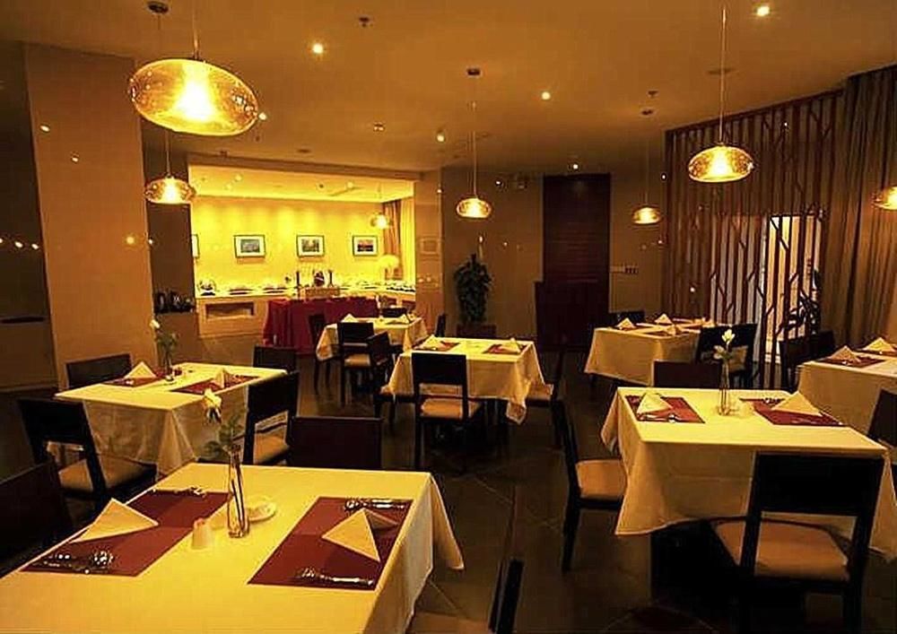 Heyi Hotel Hefei Changjiang Middle Road Esterno foto
