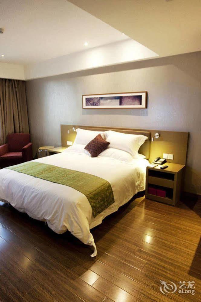 Heyi Hotel Hefei Changjiang Middle Road Esterno foto
